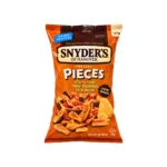 ⁦SNYDER'S שברי בייגלה ממחמצת שאור בטעם צ'דר⁩ – תמונה ⁦2⁩